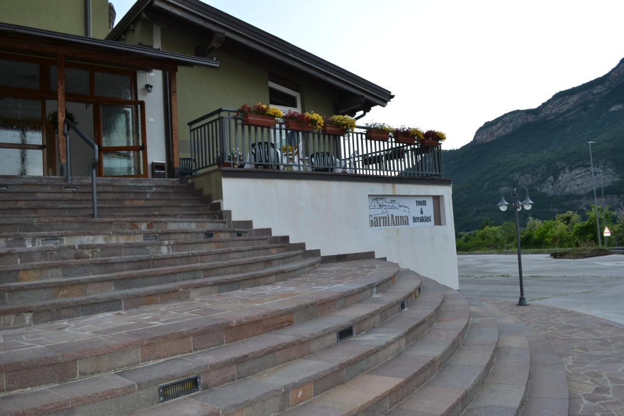 Garni Anna Hotell Besenello Exteriör bild